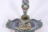 Palmatória de cloisonne e bronze oriental. - Palmatória de cloisonne e bronze oriental.