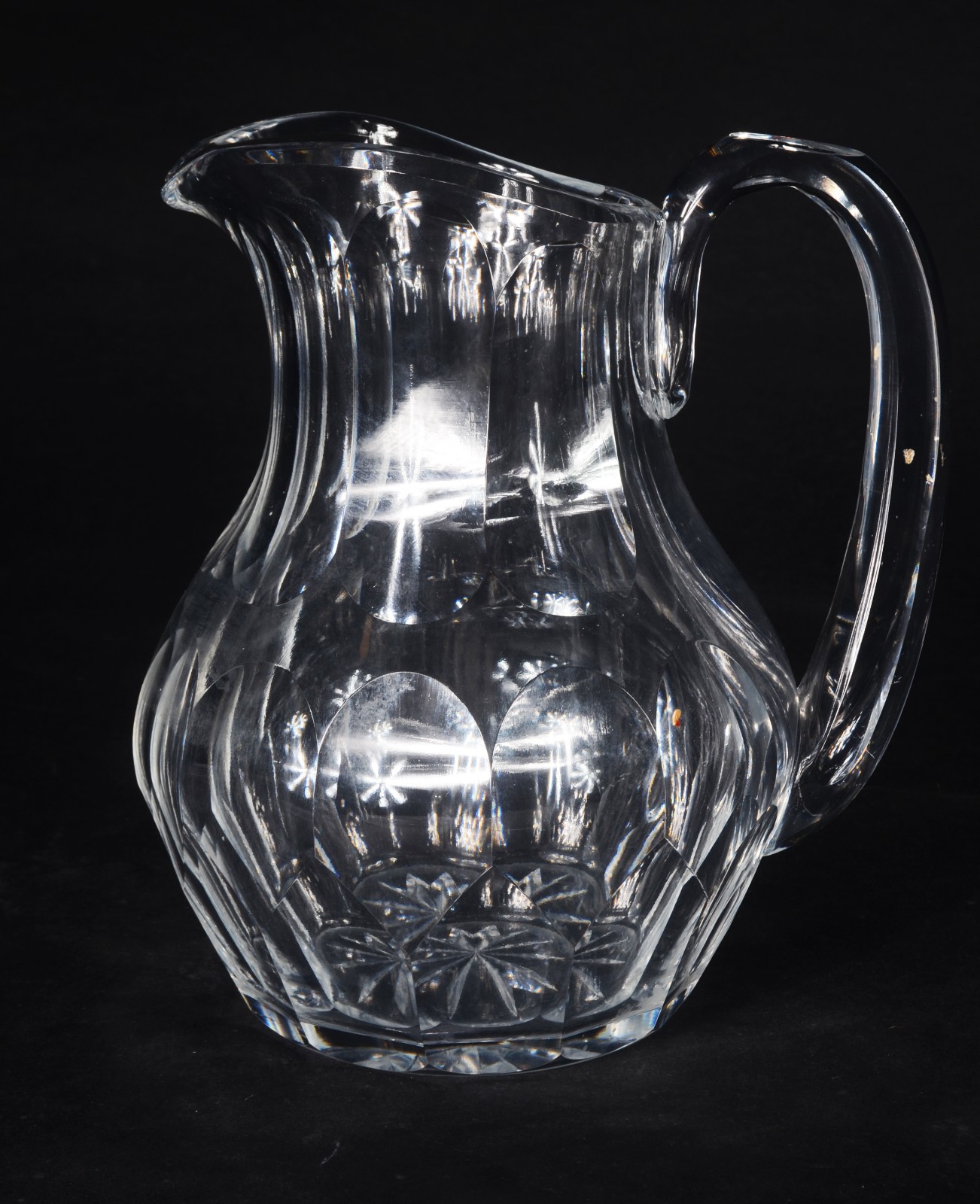 Jarra com alça para água de cristal inglês Webb facetada. Marcada na... - foto 1 de 5