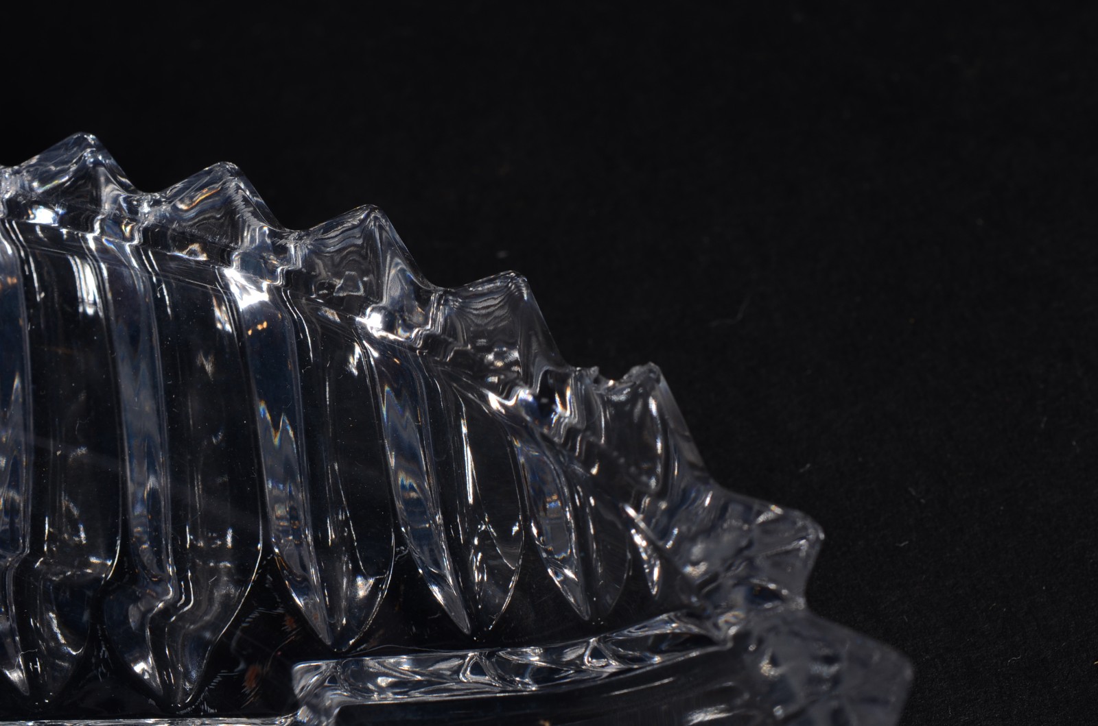 Porta petiscos de cristal europeu frisado com 5 peças. - foto 4 de 7