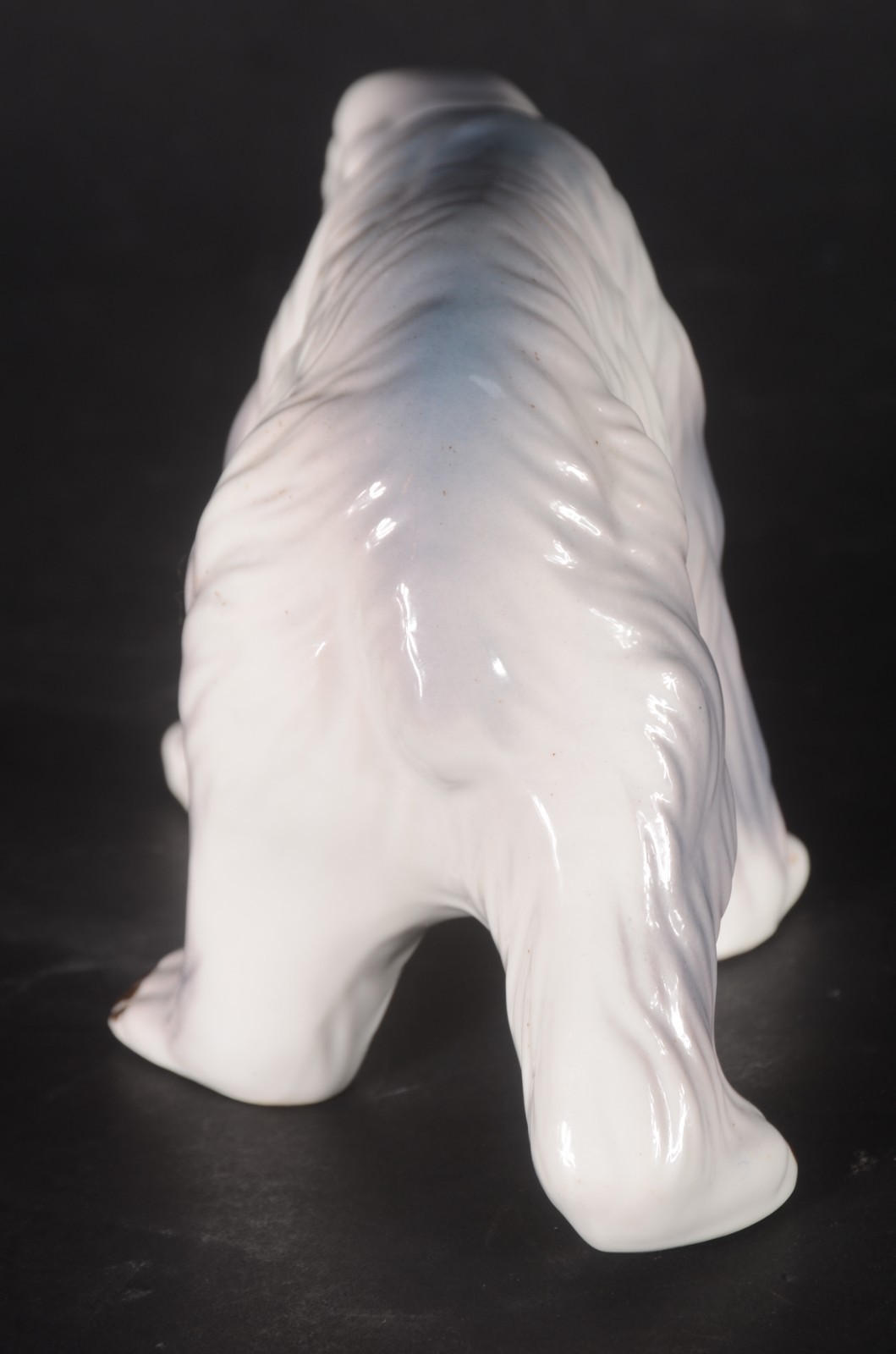 Escultura de porcelana europeia representando urso. - foto 6 de 6