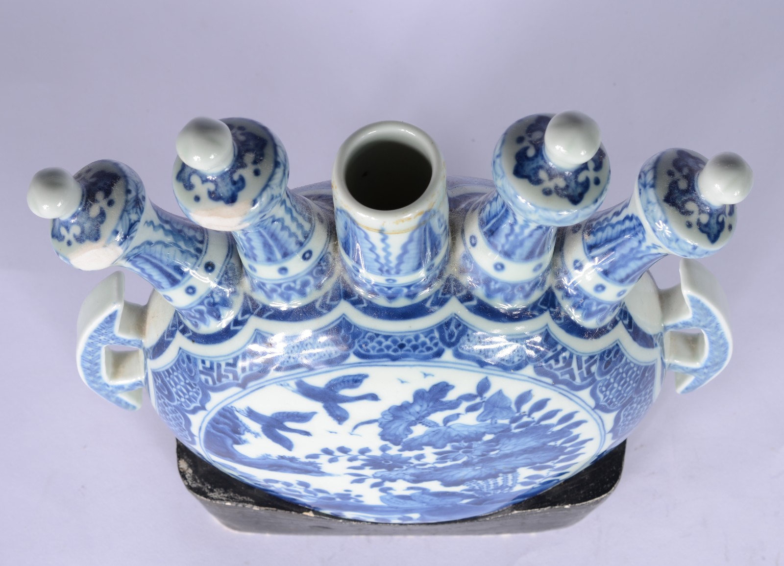 Peça decorativa de porcelana oriental decorada com figura de animal... - foto 4 de 6