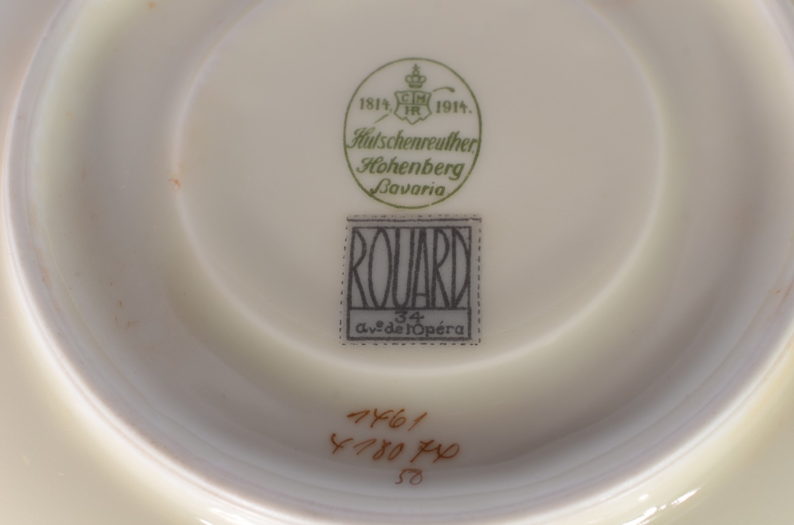 Conjunto com 13 xícaras de chá de porcelana alemã Bavaria, branca com... - foto 7 de 8