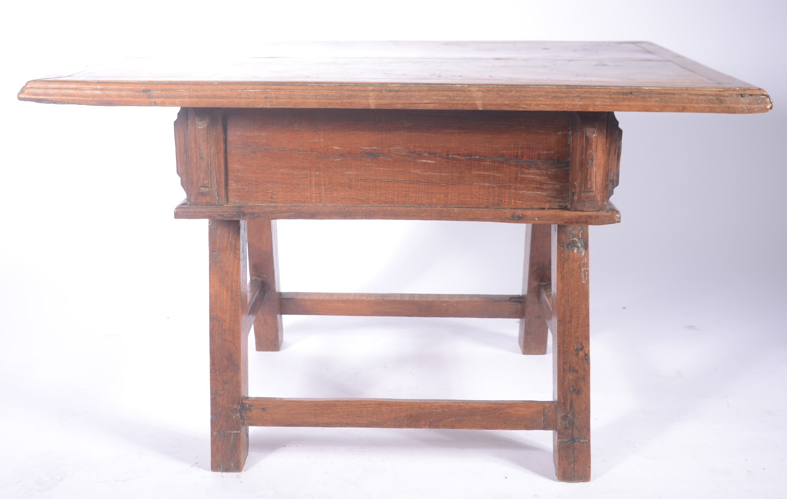 Mesa auxiliar de madeira nobre, estilo colonial brasileiro, tampo... - foto 5 de 7