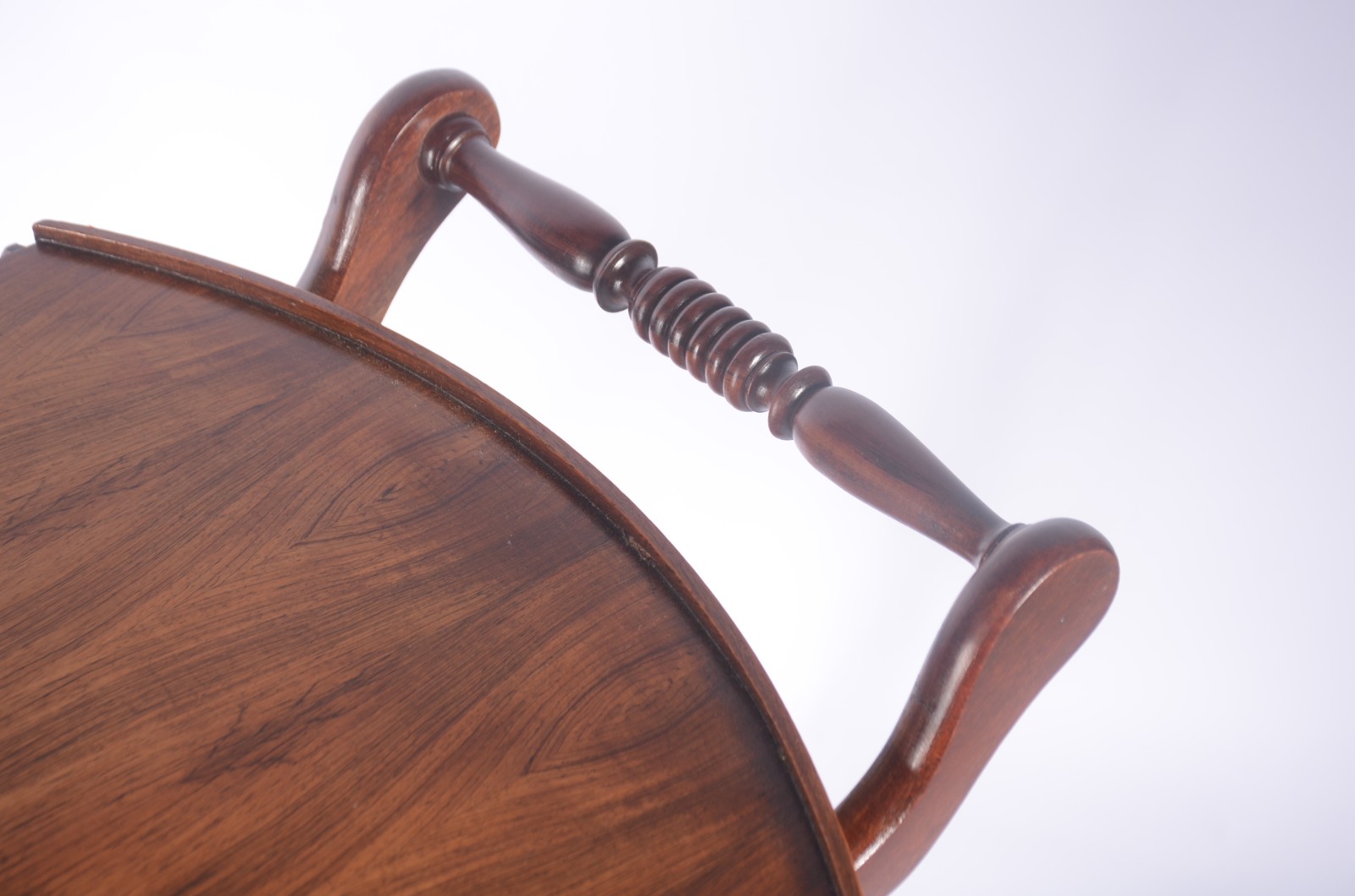 Carrinho de chá de madeira nobre, abas laterais articuladas, sobre... - foto 6 de 7