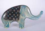 Abraham Palatnik (1928-2020),  - Escultura de resina de poliéster representando elefante.