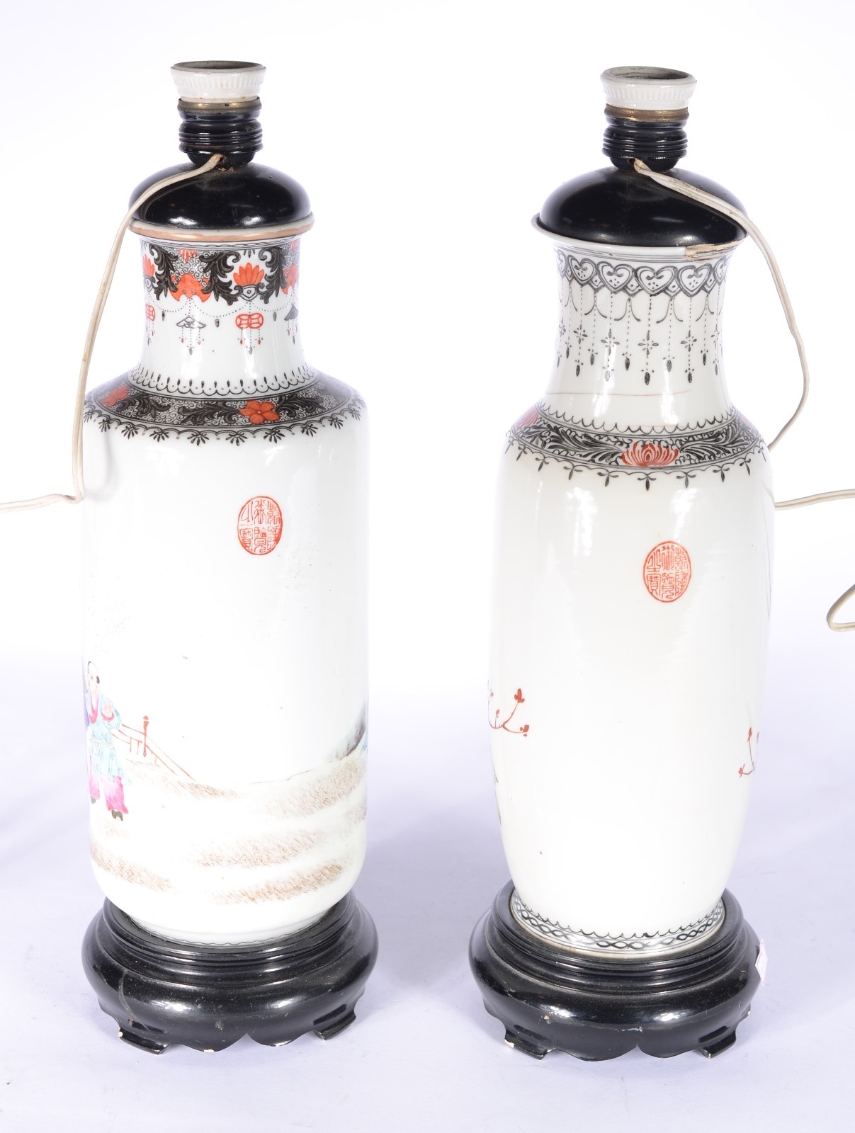 Par de abatjoures de porcelana oriental, base de madeira (bases... - foto 4 de 9