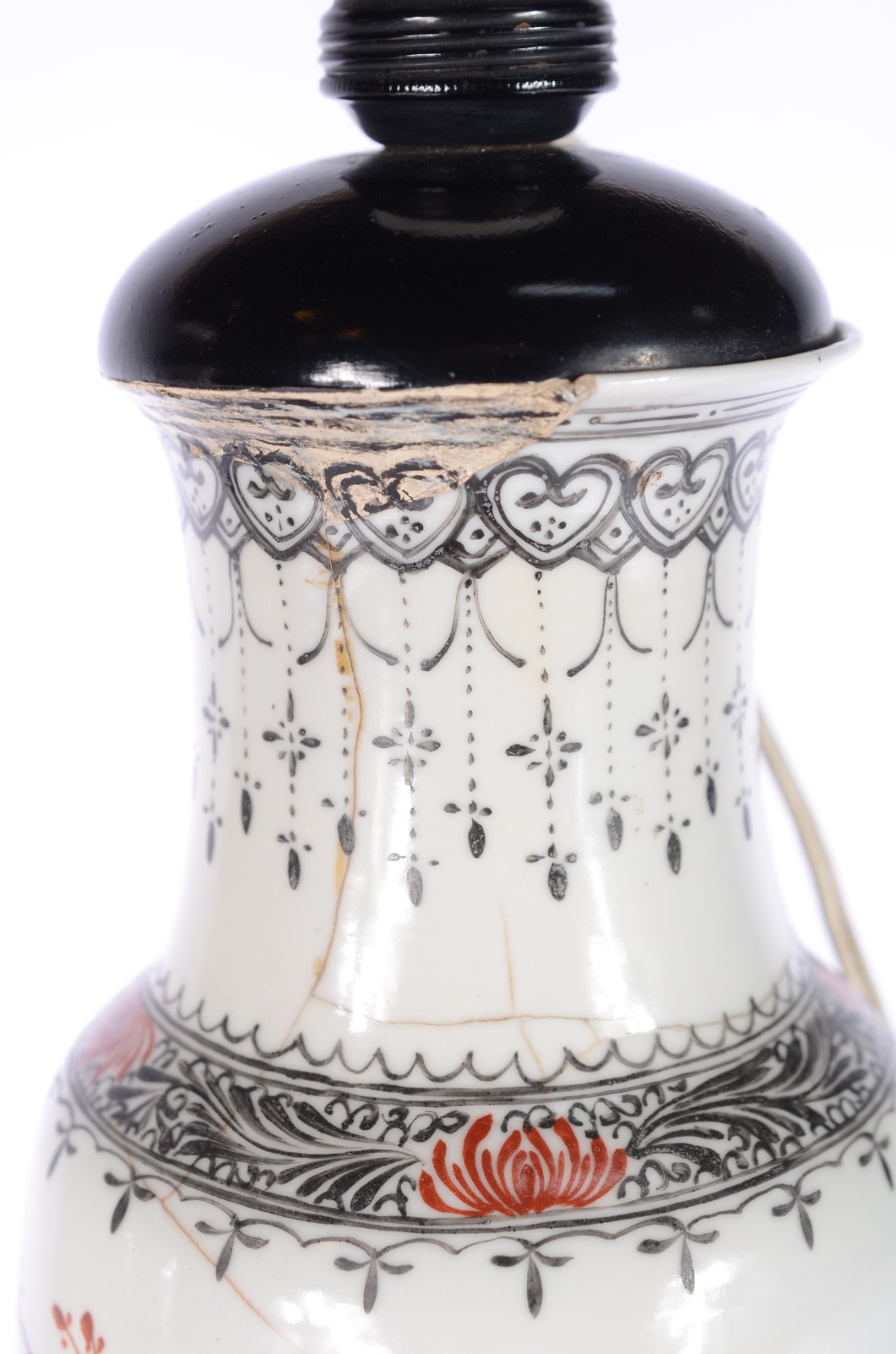 Par de abatjoures de porcelana oriental, base de madeira (bases... - foto 7 de 9