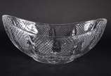 Dois centros de mesa de cristal lapidado feitio... - Dois centros de mesa de cristal lapidado feitio gondola.