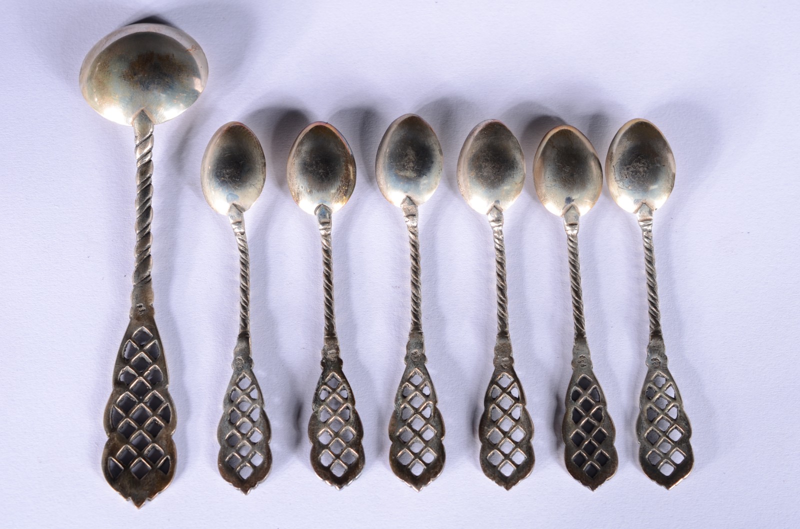 Conjunto com colheres para café de prata, contraste 833 mls. Peso da... - foto 3 de 6