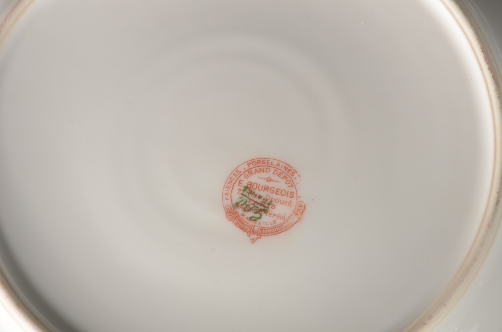 Aparelho de jantar de porcelana francesa E.Bourgeois - Grand Dépot... - foto 10 de 11