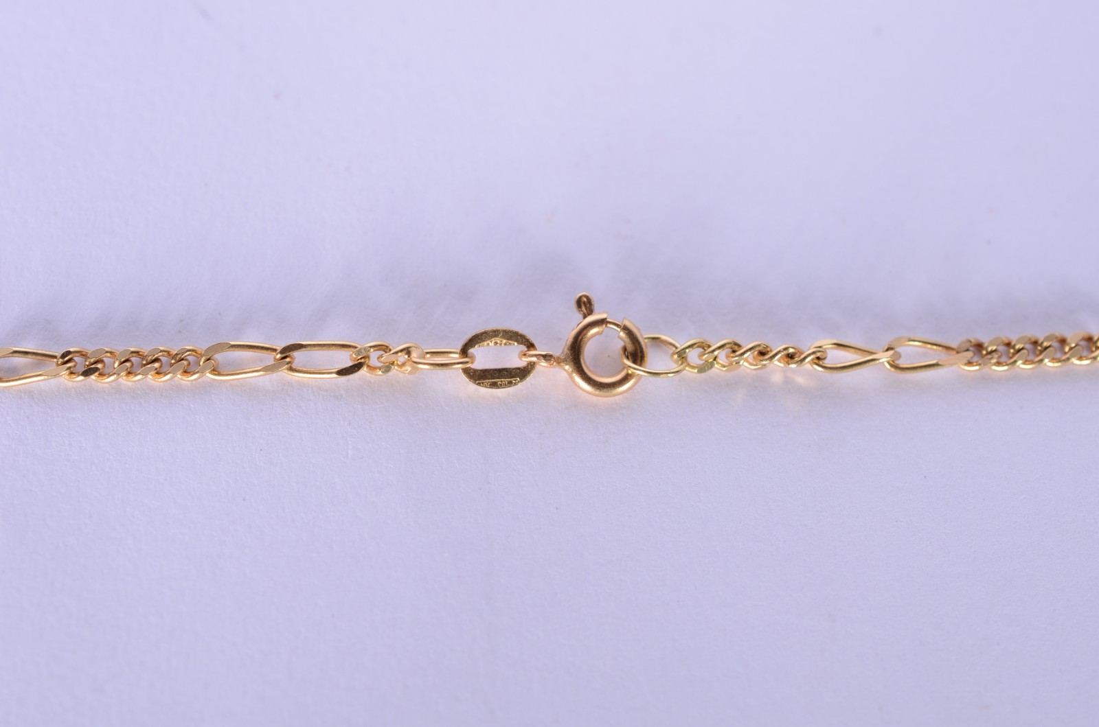 Colar de ouro 18 k., pendente na forma de coração. (Por motivos de... - foto 4 de 6