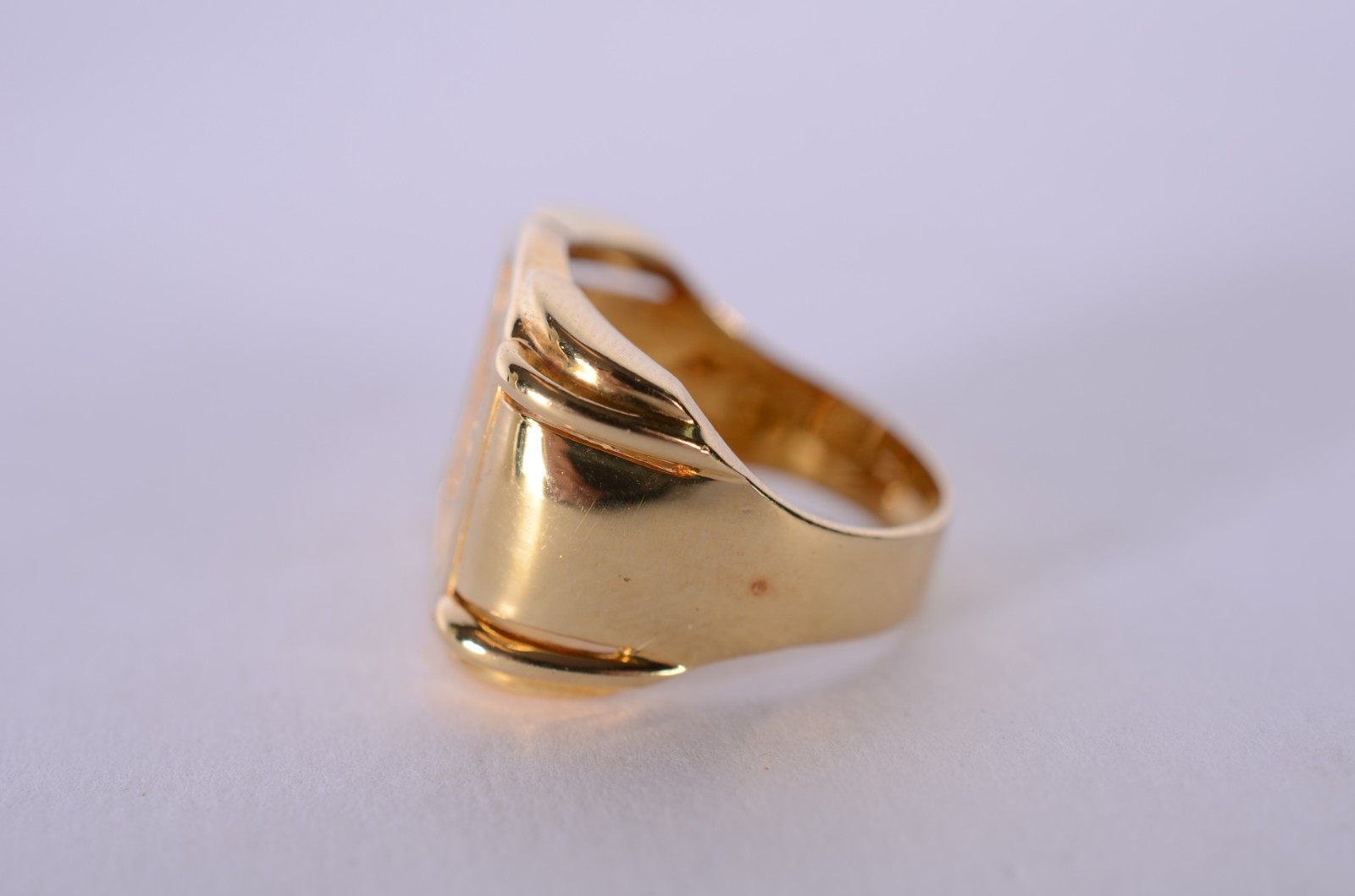 Anel de ouro 18 k., com símbolo do signo de "câncer" com... - foto 4 de 10