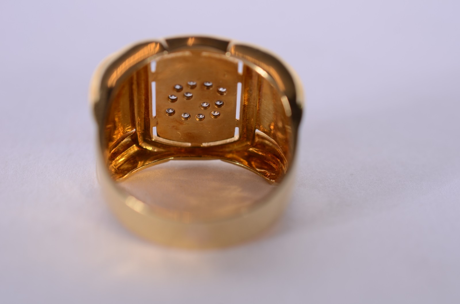 Anel de ouro 18 k., com símbolo do signo de "câncer" com... - foto 5 de 10