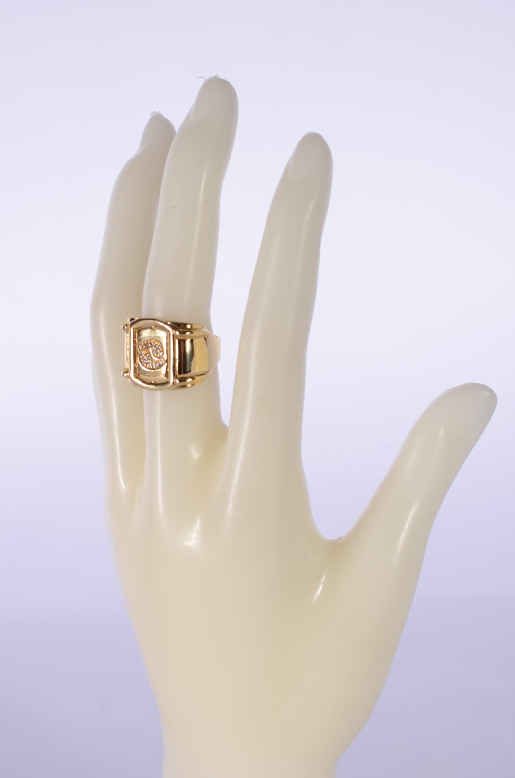 Anel de ouro 18 k., com símbolo do signo de "câncer" com... - foto 10 de 10