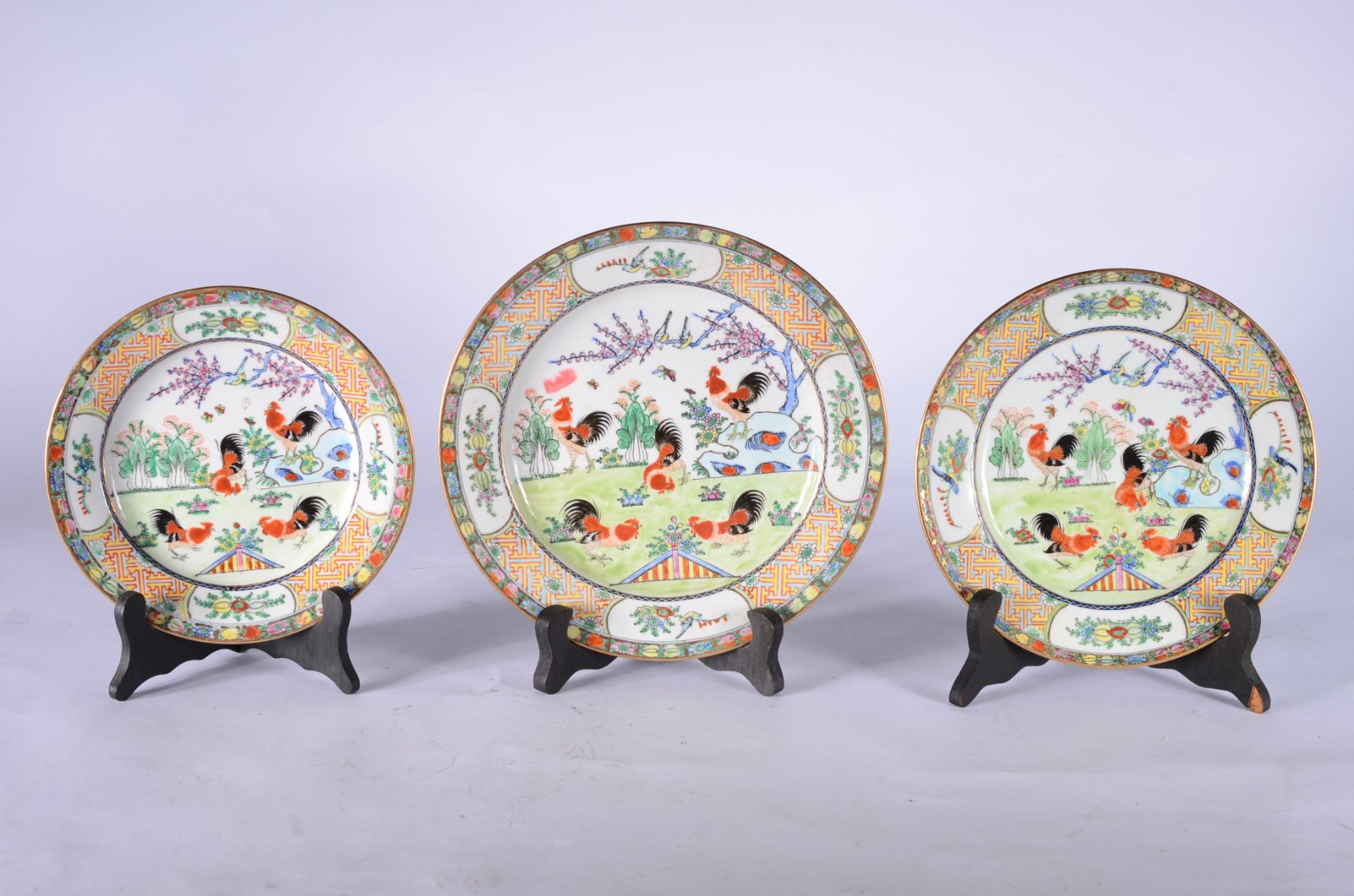 Serviço de jantar de porcelana chinesa, decorados com galos em... - foto 2 de 6