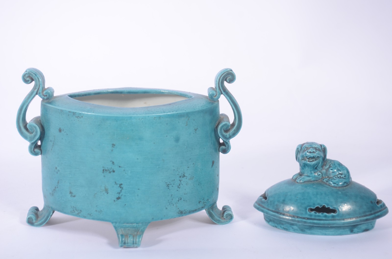 Porta incenso de porcelana chinesa azul turquesa com cão de fó na... - foto 4 de 5