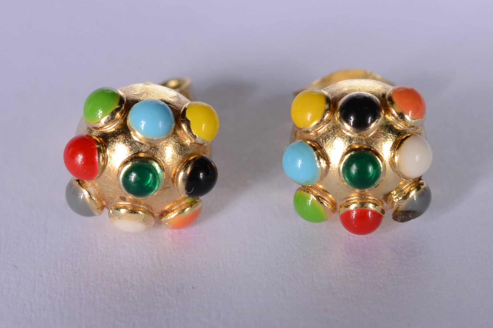 Par de brincos de ouro 18 k. com pedras coloridas.(Por motivos de... - foto 1 de 6