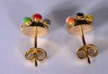 Par de brincos de ouro 18 k. com pedras colorid... - Par de brincos de ouro 18 k. com pedras coloridas.(Por motivos de segurança a peça não se encontra na loja).
