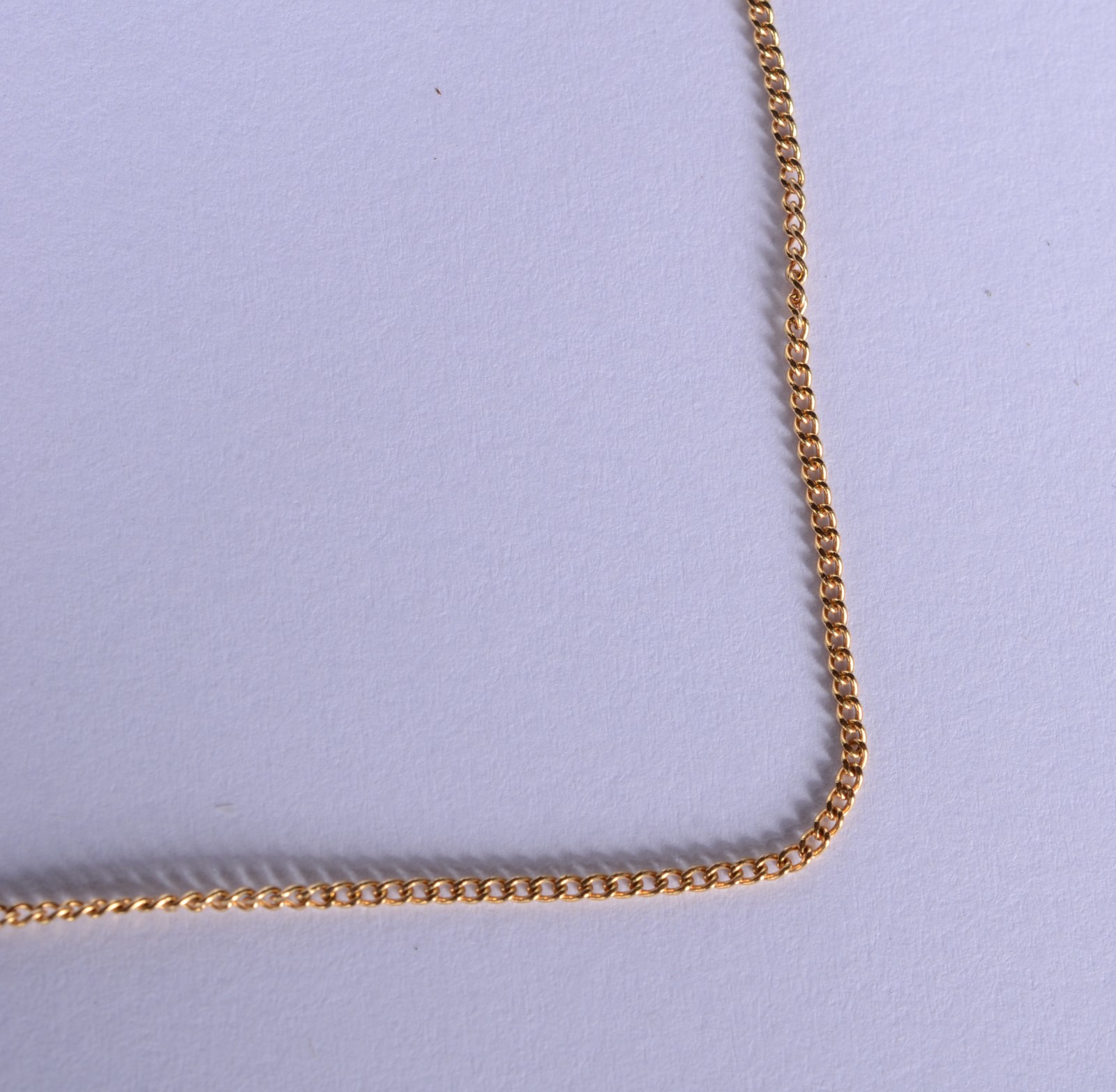 Colar de ouro 18 k., contraste 750 mls, malha Grumet com pendente na... - foto 3 de 6