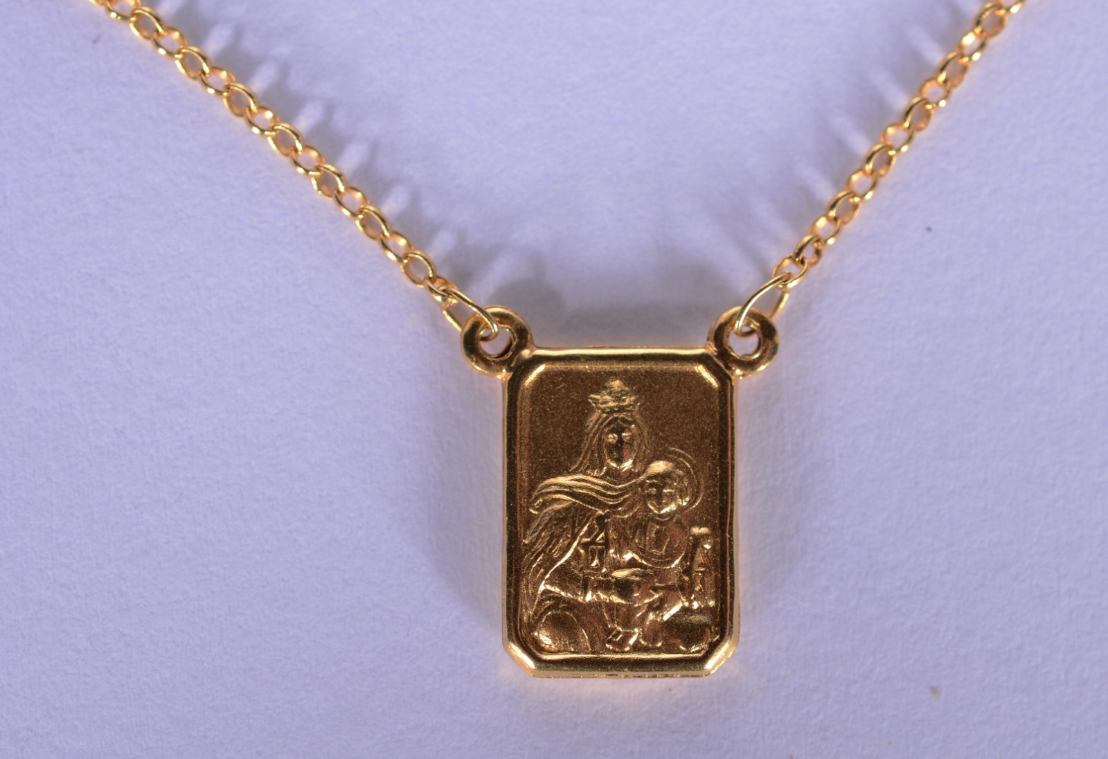 Colar de ouro 18 k. com medalha com placa coração de Jesus e do outro... - foto 1 de 6