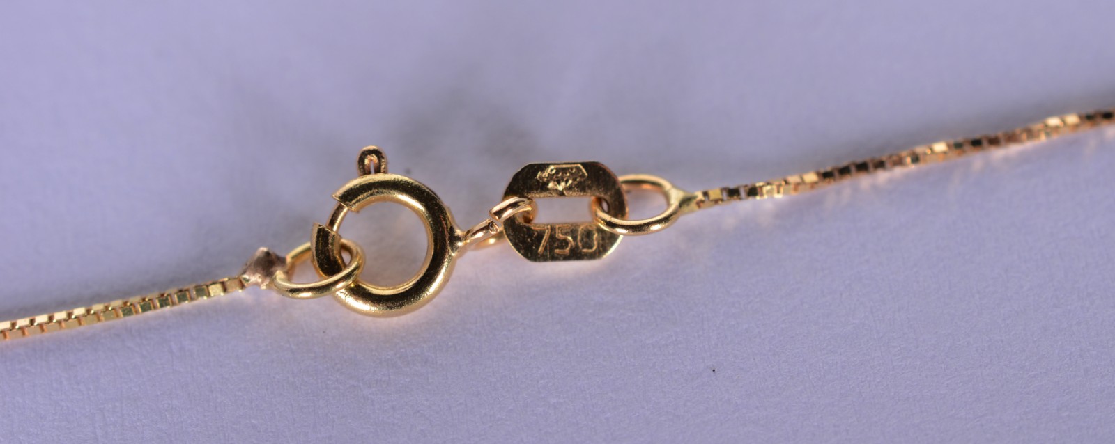 Colar de ouro 18 k, contraste 750 mls, pendente com esmeralda feitio... - foto 4 de 6