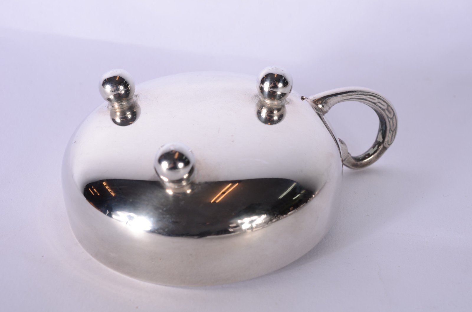 Conjunto com 27 taças para sorvete de metal prateado. - foto 3 de 3