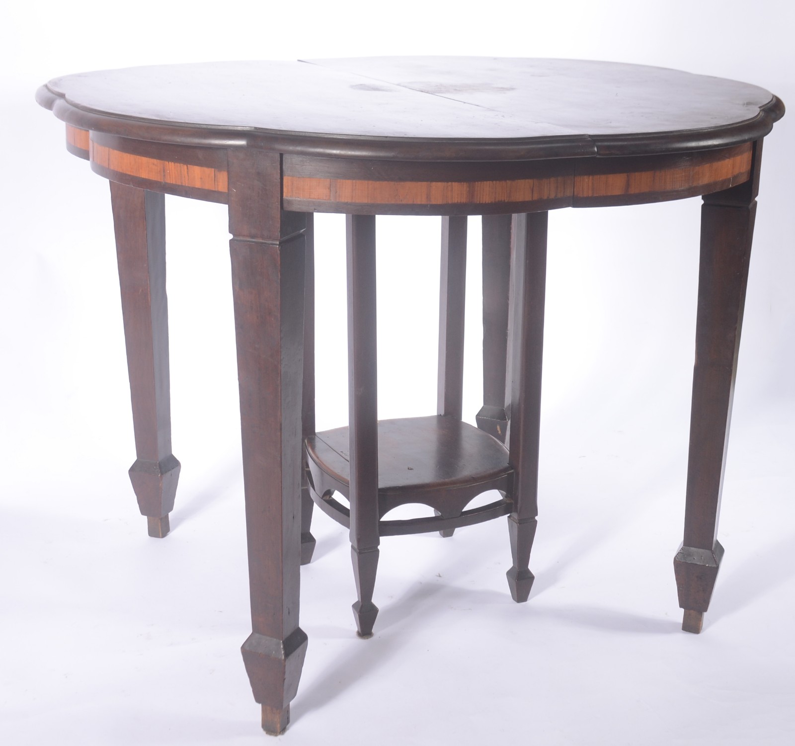Mesa de jantar de madeira nobre com 5 tabuas extensoras (2 tabuas... - foto 7 de 11