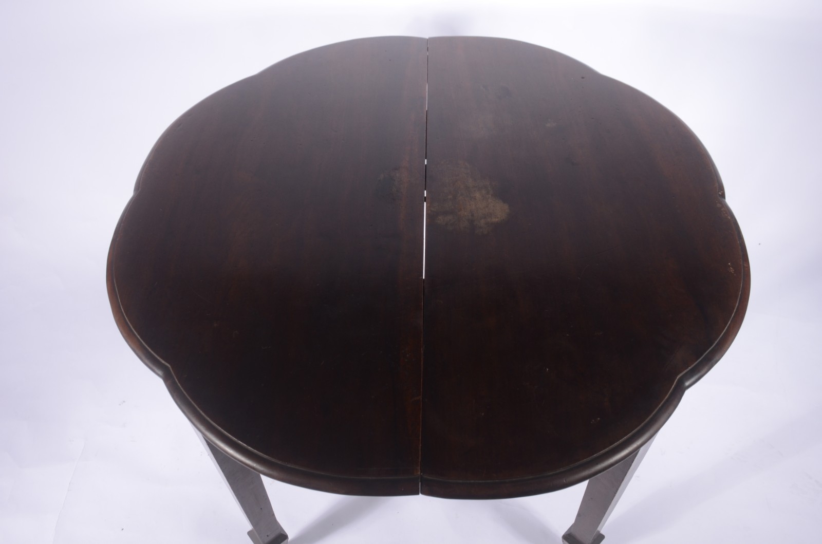Mesa de jantar de madeira nobre com 5 tabuas extensoras (2 tabuas... - foto 9 de 11