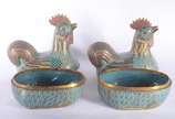 Cloisonné,  - Par de potiches de cloisonné na forma de galinha.