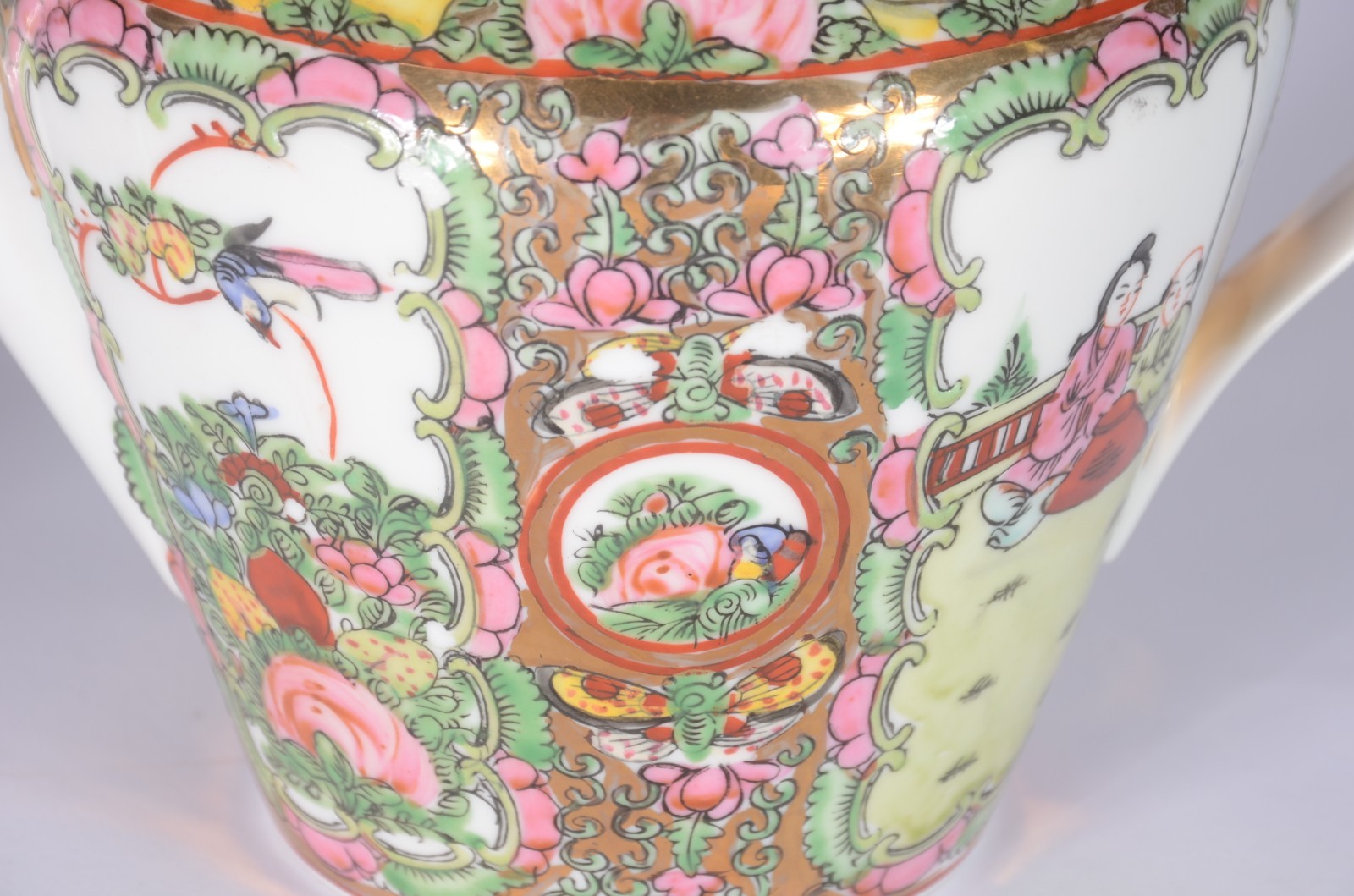 Serviço de chá e café de porcelana nacional ao gosto oriental... - foto 3 de 5