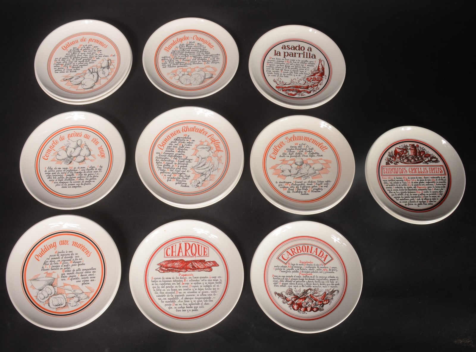 Conjunto com 18 pratos para queijo de cerâmica Argentina. - foto 2 de 8