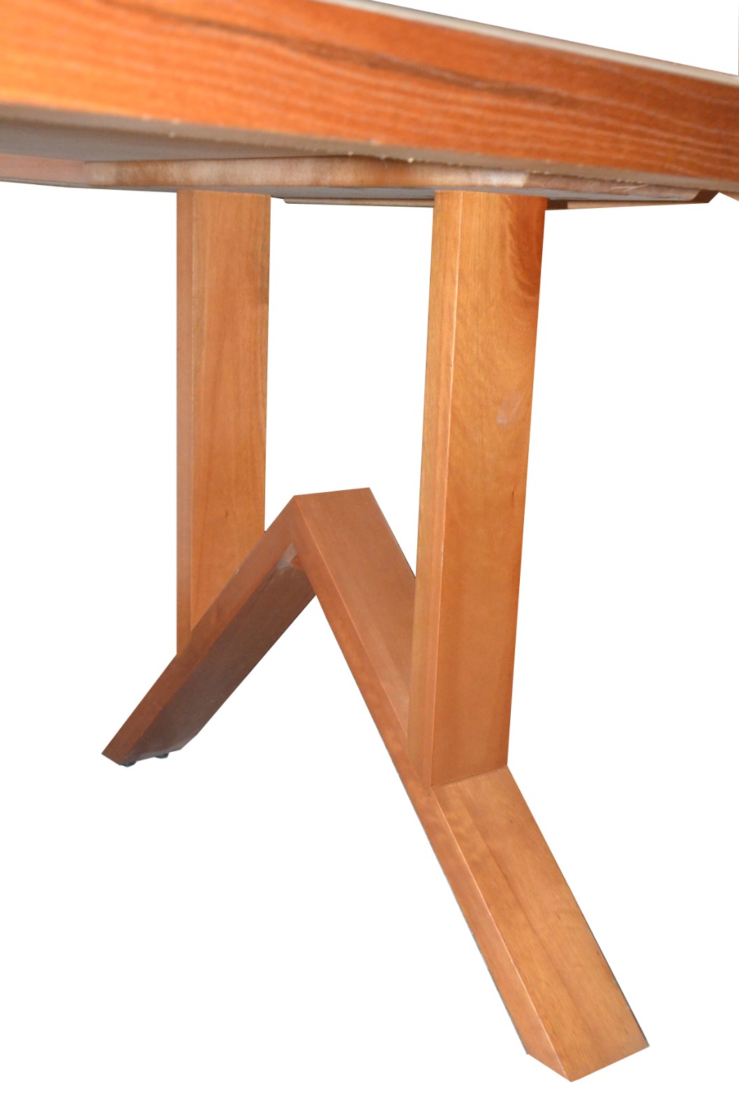 Mesa de jantar de madeira clara, design moderno. Acompanham 4... - foto 3 de 6