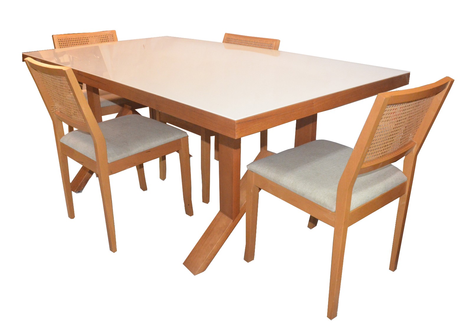 Mesa de jantar de madeira clara, design moderno. Acompanham 4... - foto 1 de 6