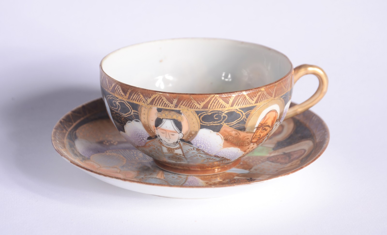 Serviço de chá de porcelana japonesa com figuras em policromia e... - foto 3 de 7