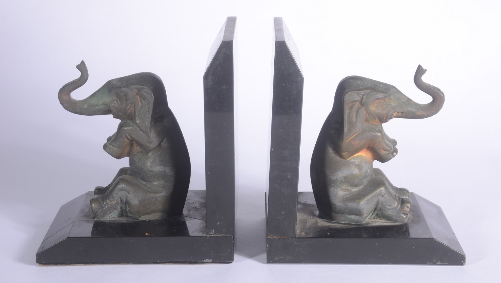 Par de serre livres com figuras de elefantes em metal e bases de... - foto 2 de 7