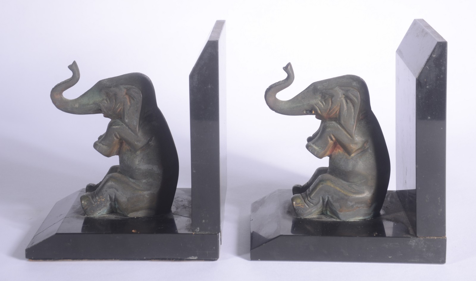 Par de serre livres com figuras de elefantes em metal e bases de... - foto 4 de 7
