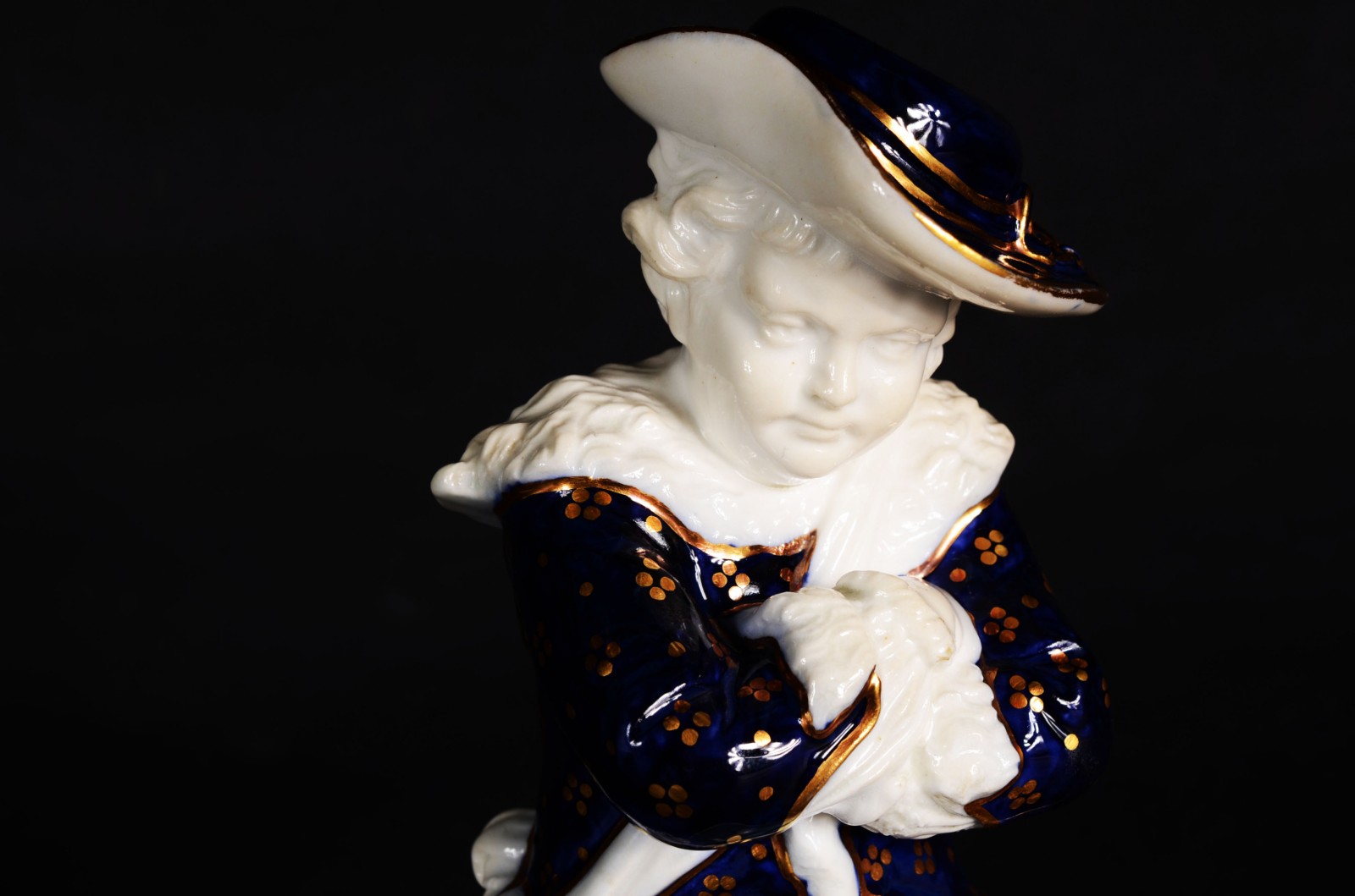 Escultura de porcelana inglesa policromada "Copeland" representando... - foto 6 de 7