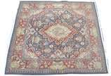 Tapete Tabriz (1101),  - Tapete Tabriz decorado com ânforas e pássaros.