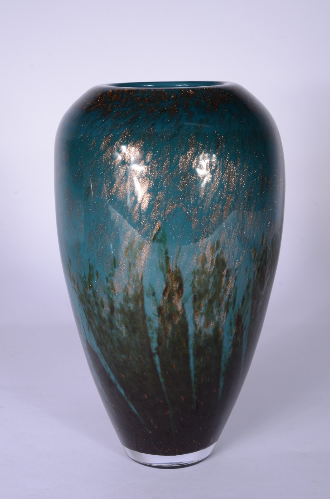Vaso de vidro decorativo na cor azul. - foto 1 de 4