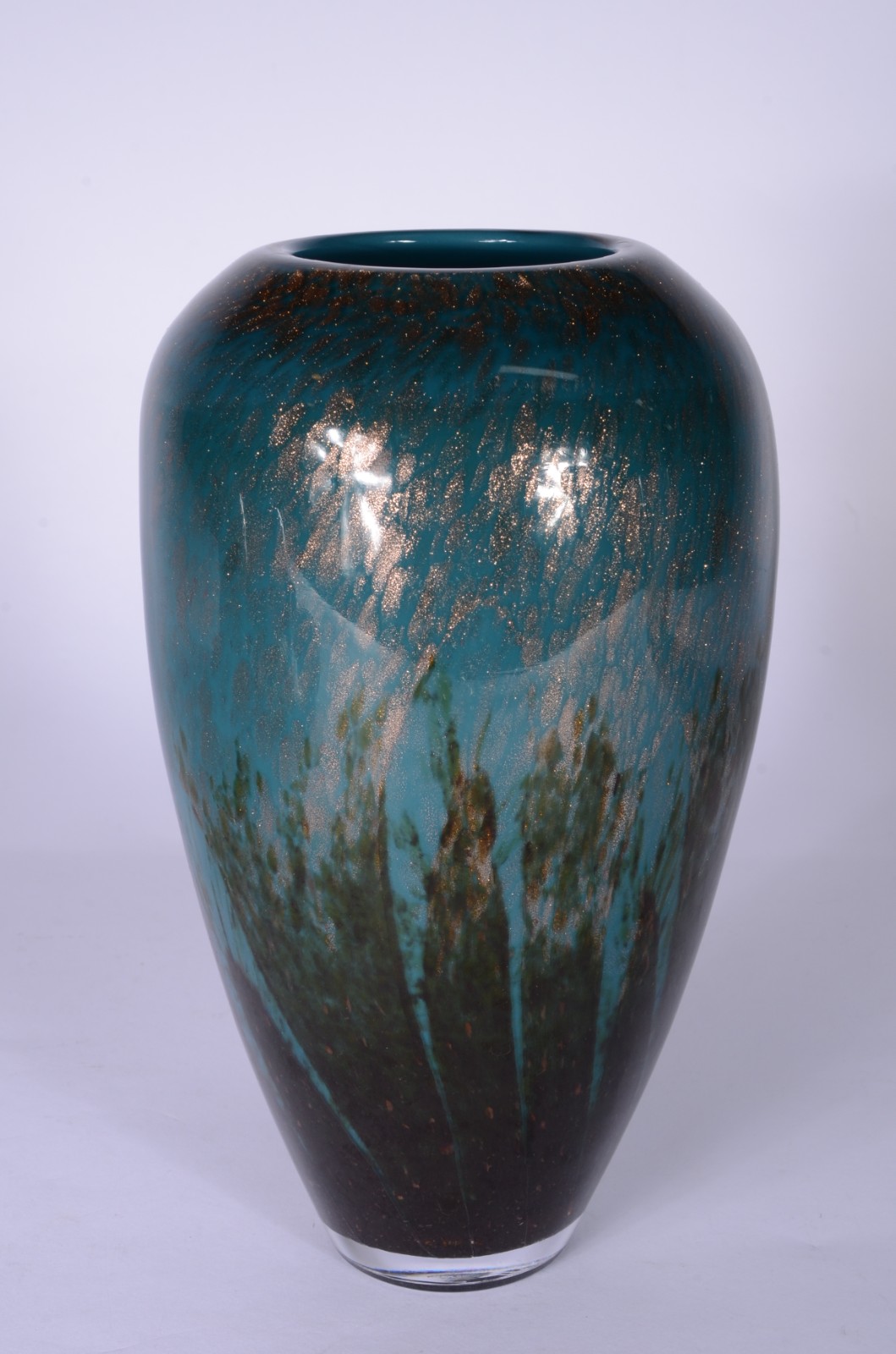 Vaso de vidro decorativo na cor azul. - foto 2 de 4