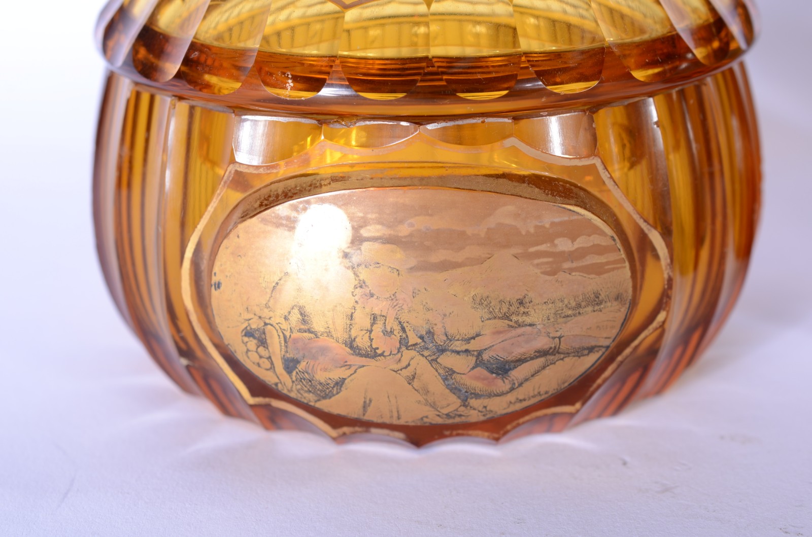 Conjunto com 3 peças de cristal na cor âmbar com detalhes dourados... - foto 5 de 11