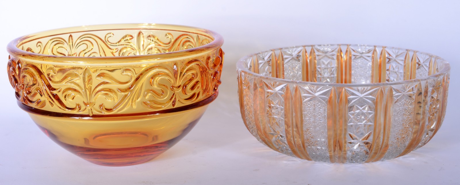 Dois bowls/saladeiras de cristal âmbar lapidado. - foto 1 de 8