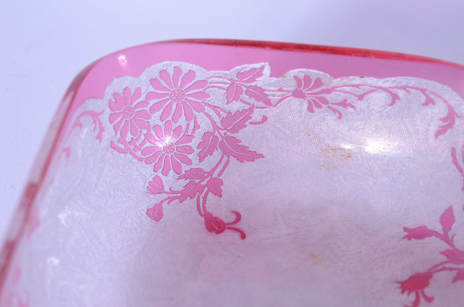 Conjunto de antigas lavandas de cristal lavrado com flores, doublé... - foto 5 de 9