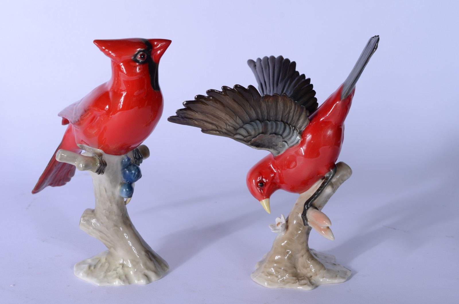 Par de pássaros de porcelana alemã Hutschenreuther. - foto 1 de 7