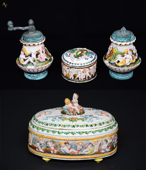 Quatro peças de porcelana italiana CAPODIMONTI, sendo caixa oval...