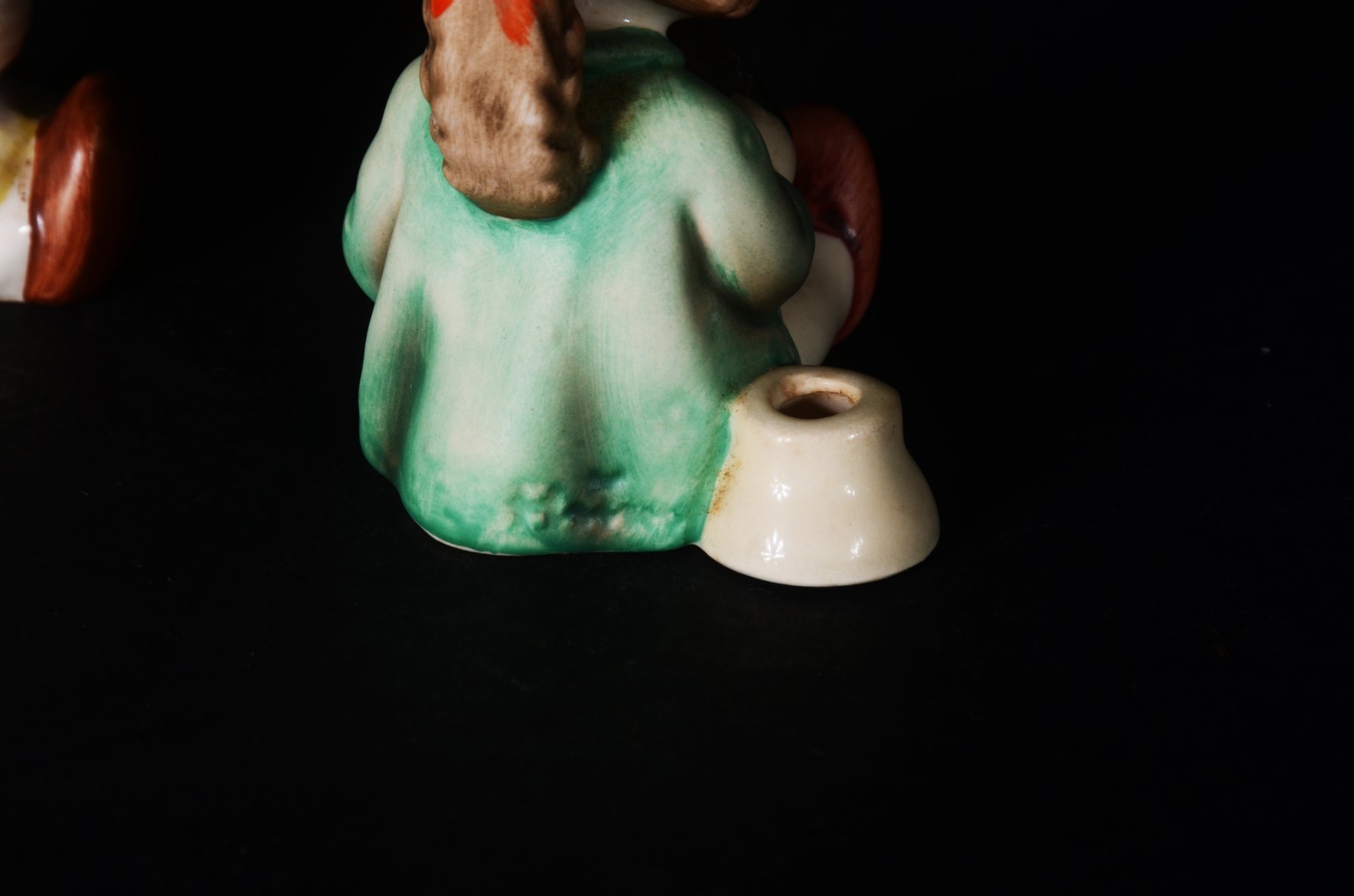 Quatro estatuetas de porcelana alemã Goebel. - foto 5 de 8
