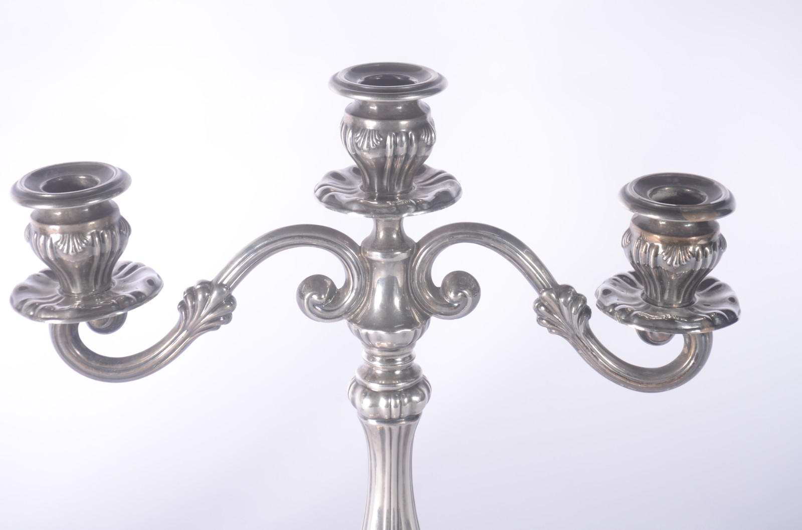 Par de candelabros de prata peruana contraste 925 mls., para 3 velas... - foto 4 de 9
