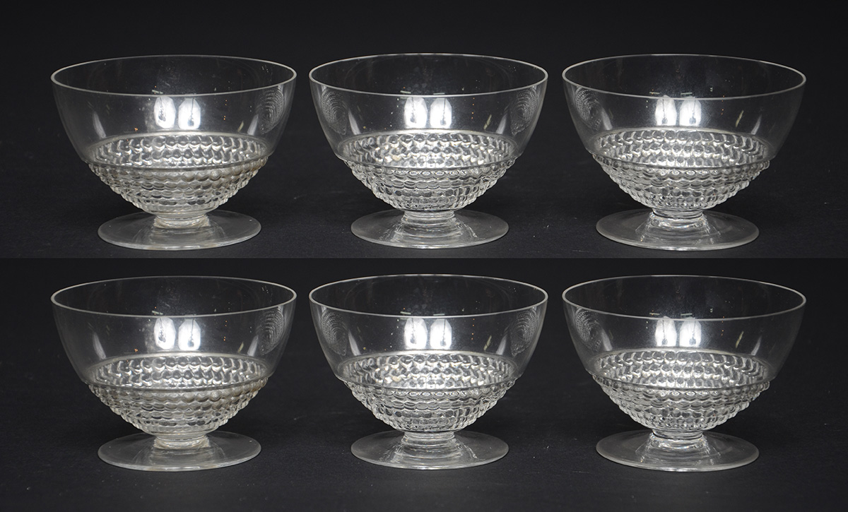 LALIQUE - Seis taças de cristal frances para sobremesa, assinadas na...