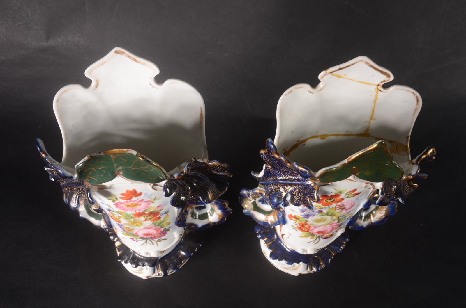 Par de vasos de porcelana francesa Velho Paris decorados com flores... - foto 5 de 11