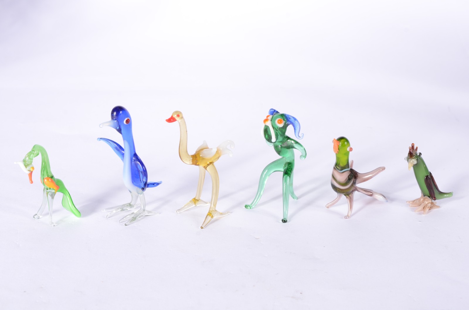 Lote com 16 miniaturas diversas de murano. - foto 4 de 5